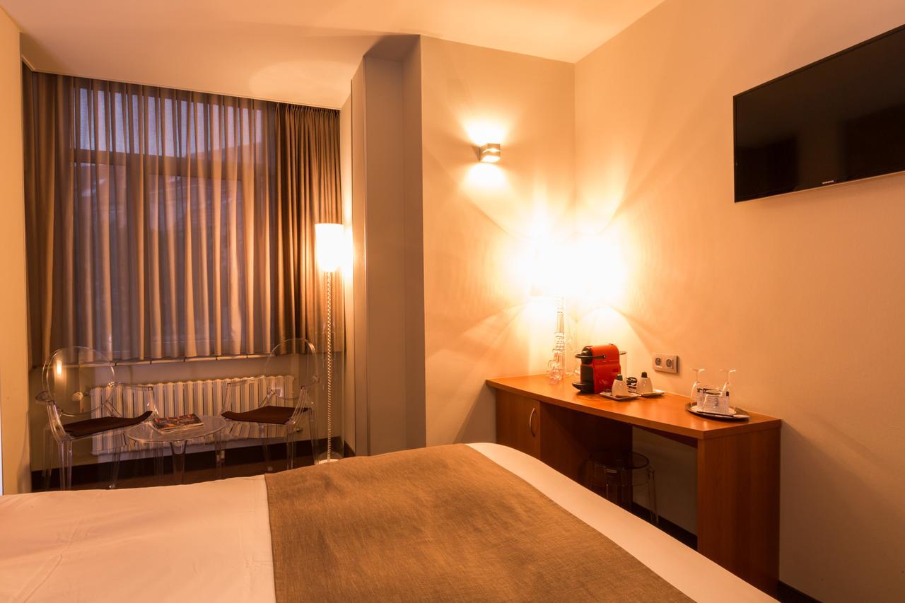 Hotel Royal De Panne Rum bild